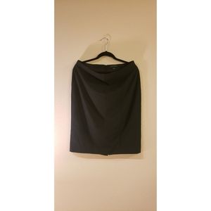 Ann Taylor Seamed Pencil Skirt